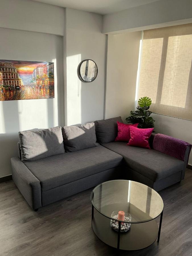 Ayala Apartamento Malaga Exterior photo
